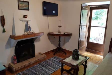 Traditional House Kassandra'S Guest House Ermioni Bagian luar foto